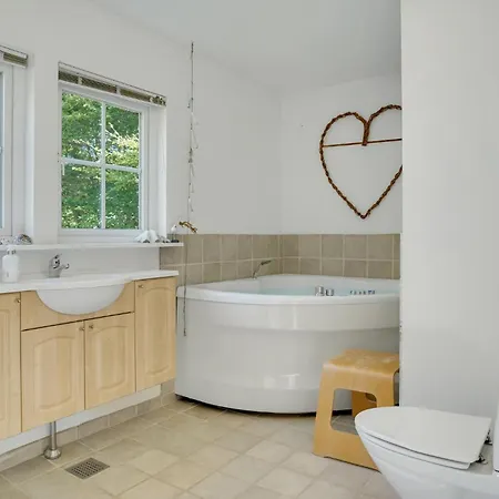 2 Bedroom Beautiful In Nykobing Sj Prázdninový dům