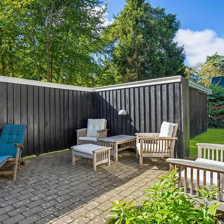 2 Bedroom Beautiful In Nykobing Sj * Nykøbing Sjælland